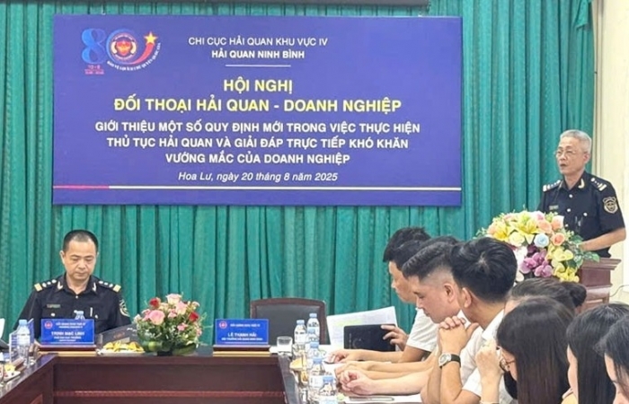 Hải quan Ninh Bình đối thoại với doanh nghiệp xuất nhập khẩu