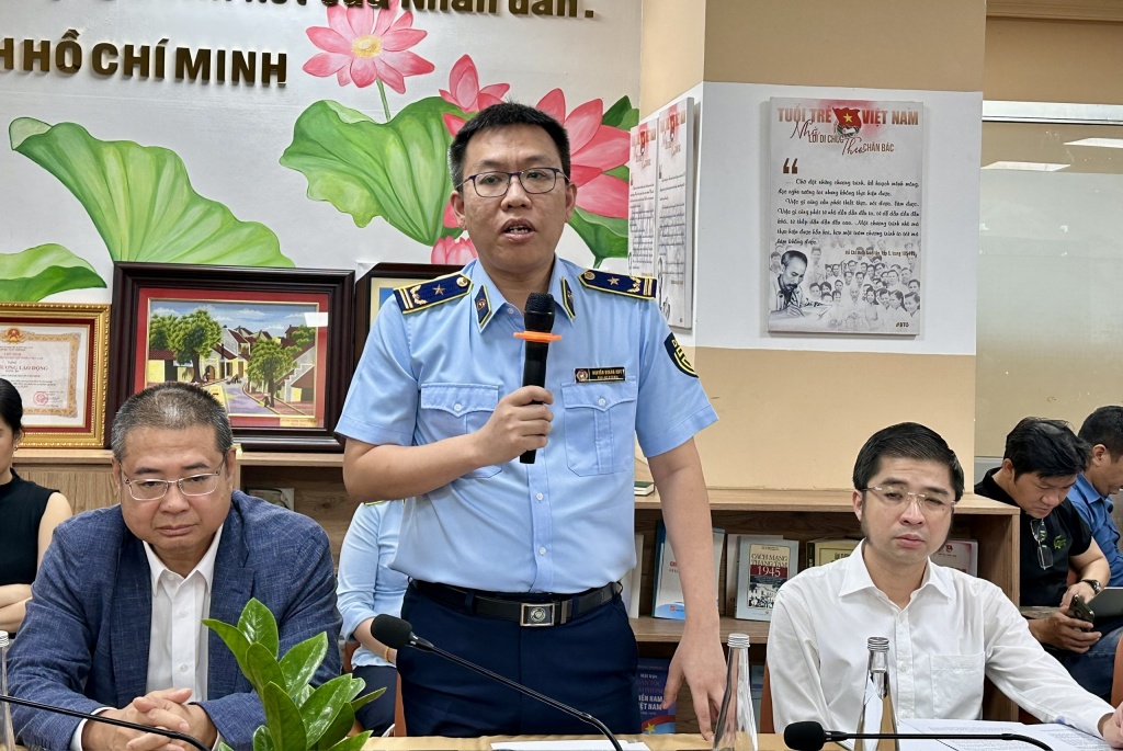 Phó Chi chi cục trưởng Chi cục Quản lý thị trường(QLTT) Nguyễn Quang Huy 