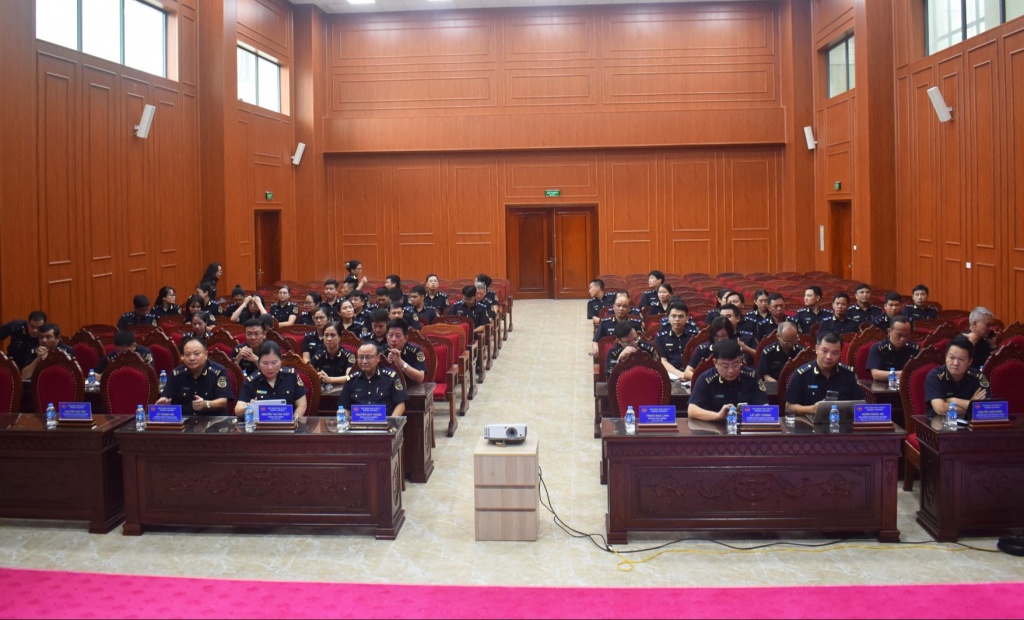 Hải quan khu vực IV tập huấn “Bình dân học vụ số”