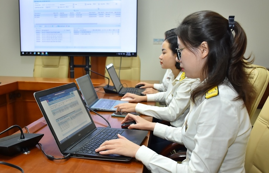 Xác định thời điểm và giá trị xuất hoá đơn