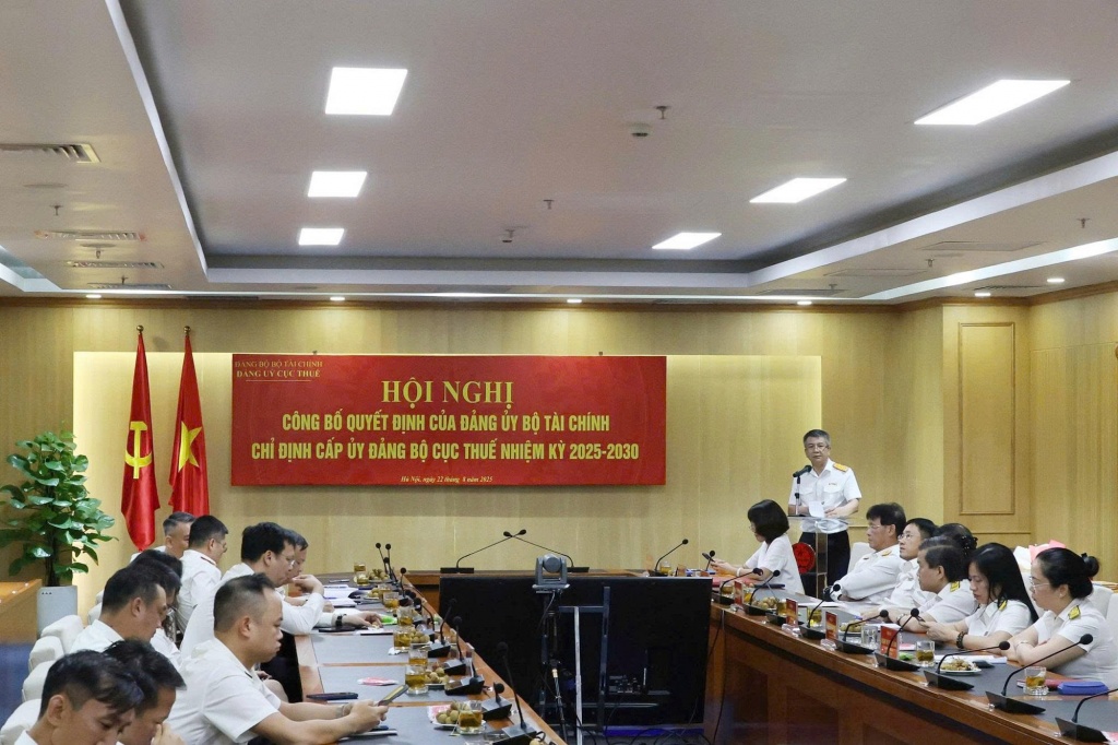 Ra mắt Ban chấp hành Đảng ủy Cục Thuế