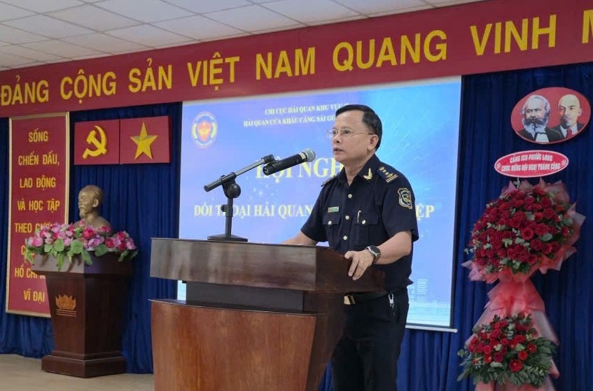 Hải quan cảng Sài Gòn khu vực 4 đối thoại, gỡ vướng cho doanh nghiệp
