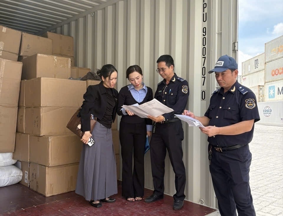 Chuyển Công an điều tra vụ hàng giả, hàng lậu trị giá trên 32 tỷ đồng