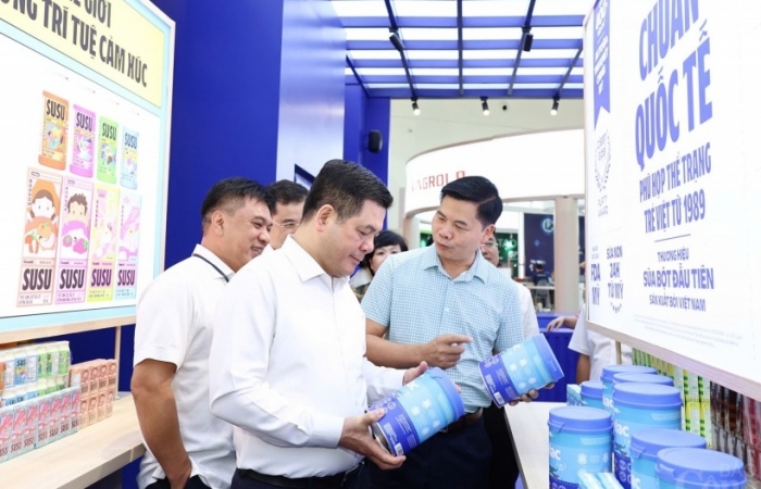 Gian hàng của Vinamilk tạo dấu ấn nổi bật tại Triển lãm Thành tựu đất nước
