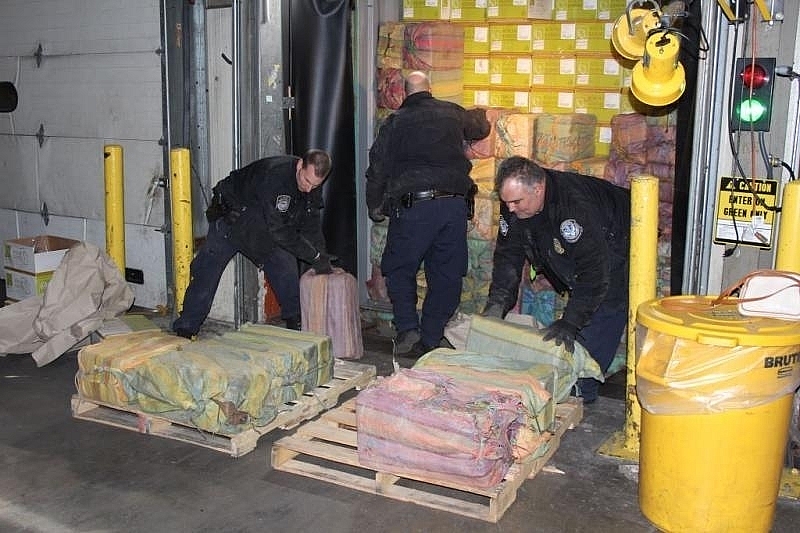 Lực lượng Hải quan Mỹ bắt giữ vụ vận chuyển 1,5 tấn cocaine.
