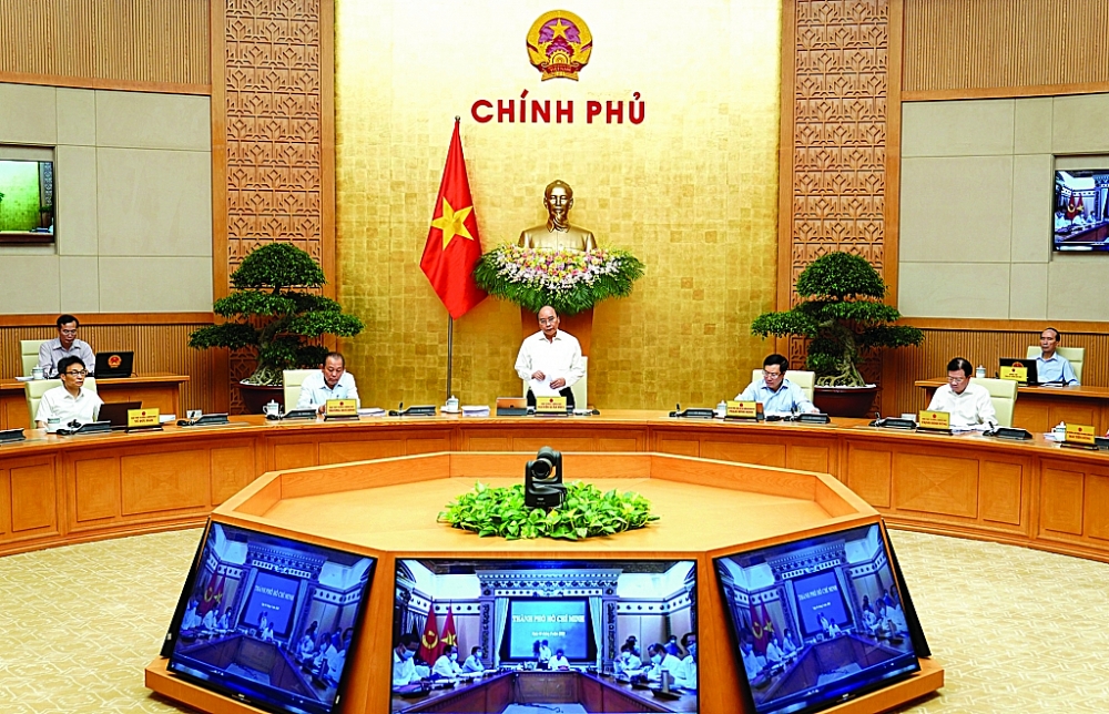 Thủ tướng Chính phủ Nguyễn Xuân Phúc chủ trì một phiên họp Chính phủ thường kỳ.