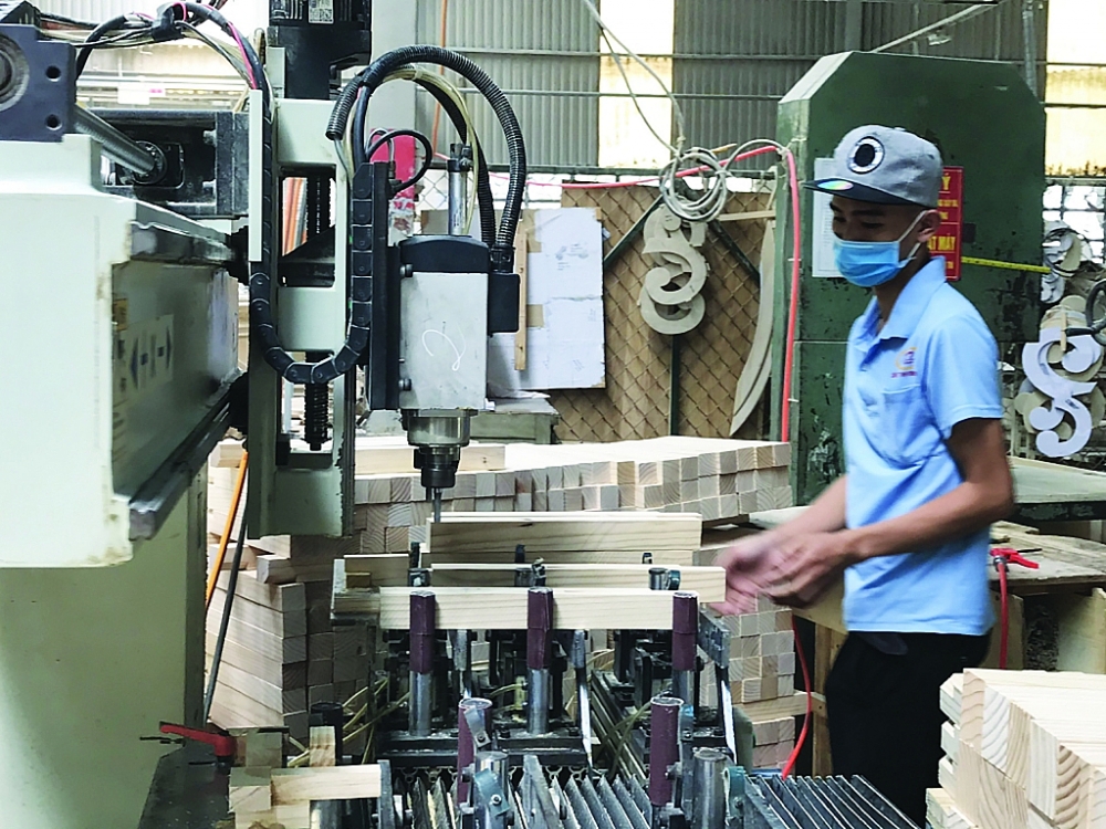 Mục tiêu XK gỗ và sản phẩm gỗ đạt 17,5-18 tỷ USD trong năm 2022 khá khả quan	Ảnh: Nguyễn Thanh