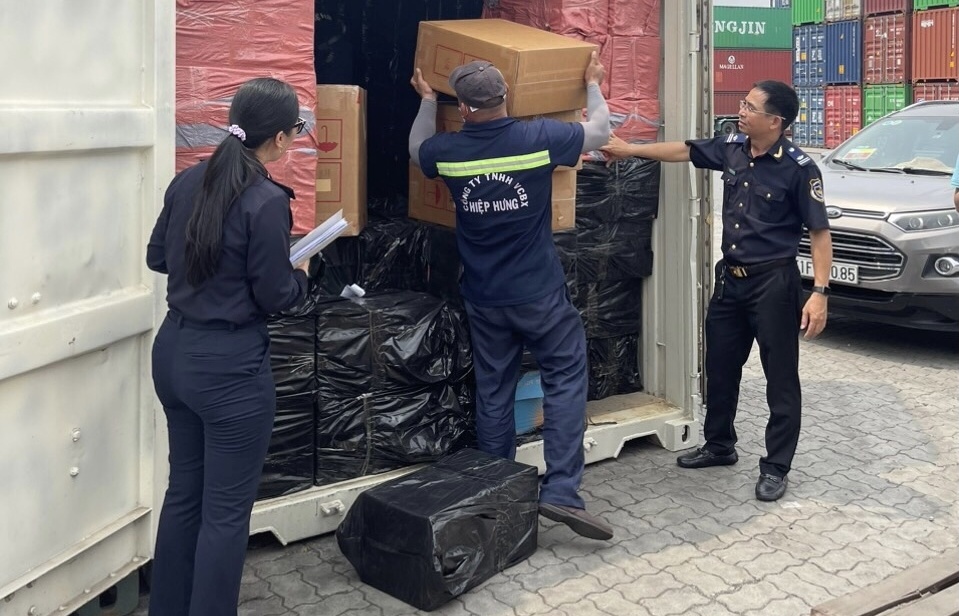 Sử dụng chỉ dẫn tình trạng bảo hộ nhãn hiệu trên nhãn sản phẩm nhập khẩu