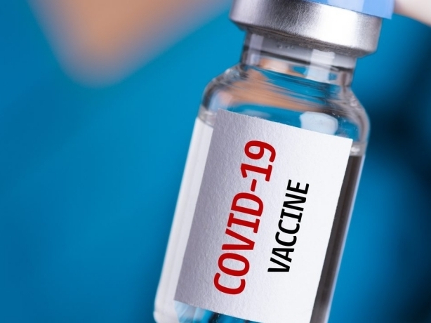 Nên chăng miễn trừ bản quyền vaccine phòng Covid-19?