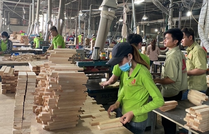 Doanh nghiệp gỗ Bình Dương tìm hướng “chinh phục” thị trường khó tính