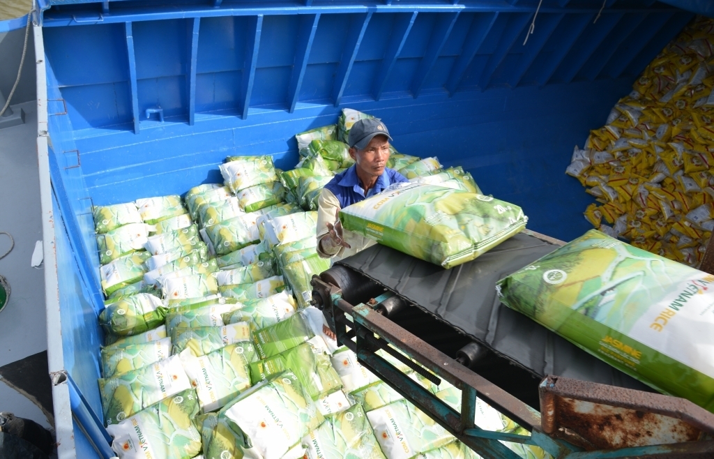 Gạo Việt Nam liên tục đón tin vui