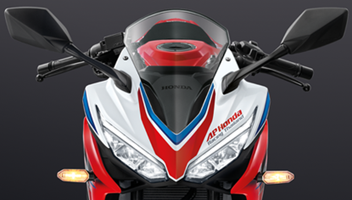 Đánh giá xe máy Honda CBR150R 2019