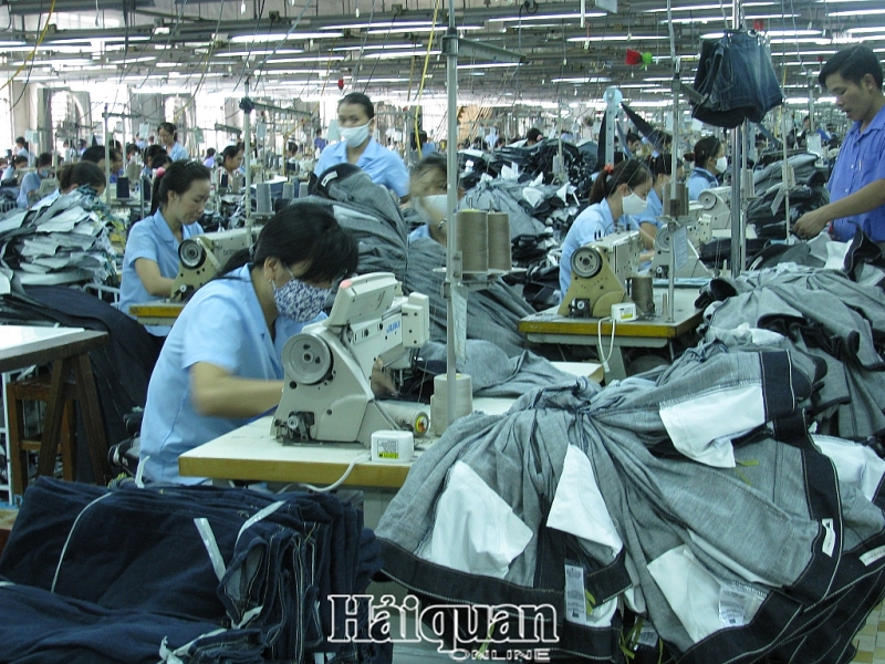 Doanh nghiệp dệt may "trắng trơn" đơn hàng xuất khẩu giá trị cao doanh nghiep det may trang tron don hang xuat khau gia tri cao