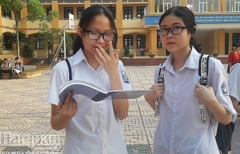 Kỳ thi vào lớp 10 tại Hà Nội:  Áp lực hơn với 4 môn thi