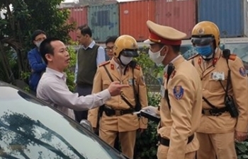 Uống rượu lái xe gây tai nạn: Một tài xế ở Hà Nội bị phạt kịch khung