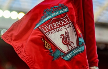 Liverpool xin lỗi người hâm mộ, cam kết trả lương cho nhân viên