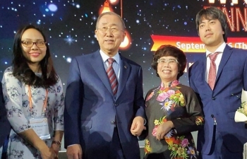 Nữ doanh nhân Việt được tôn vinh đặc biệt tại Diễn đàn tri thức thế giới 2019