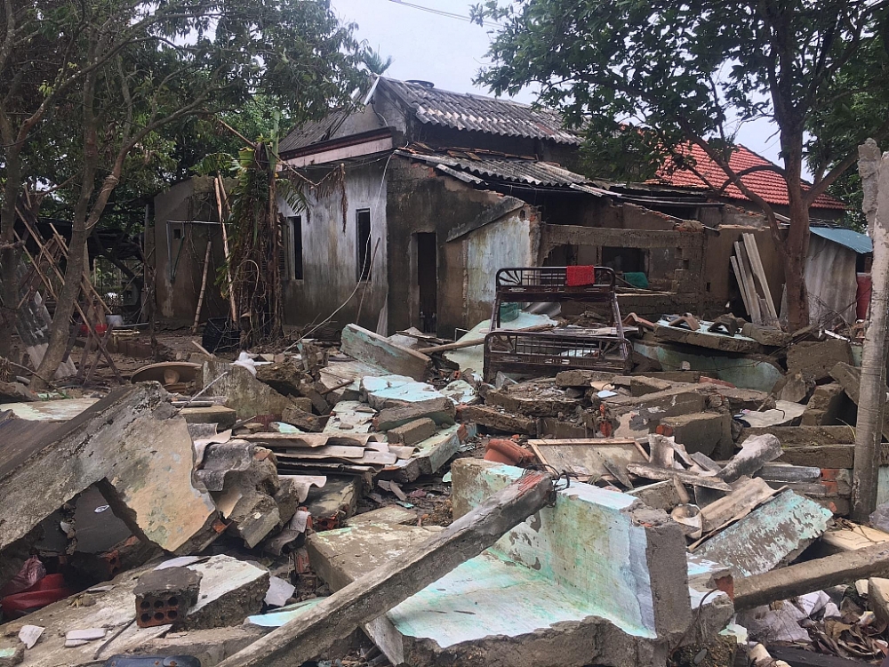 Vùng lũ Quảng Bình: Cuộc sống khó khăn bên những ngôi nhà đổ nát