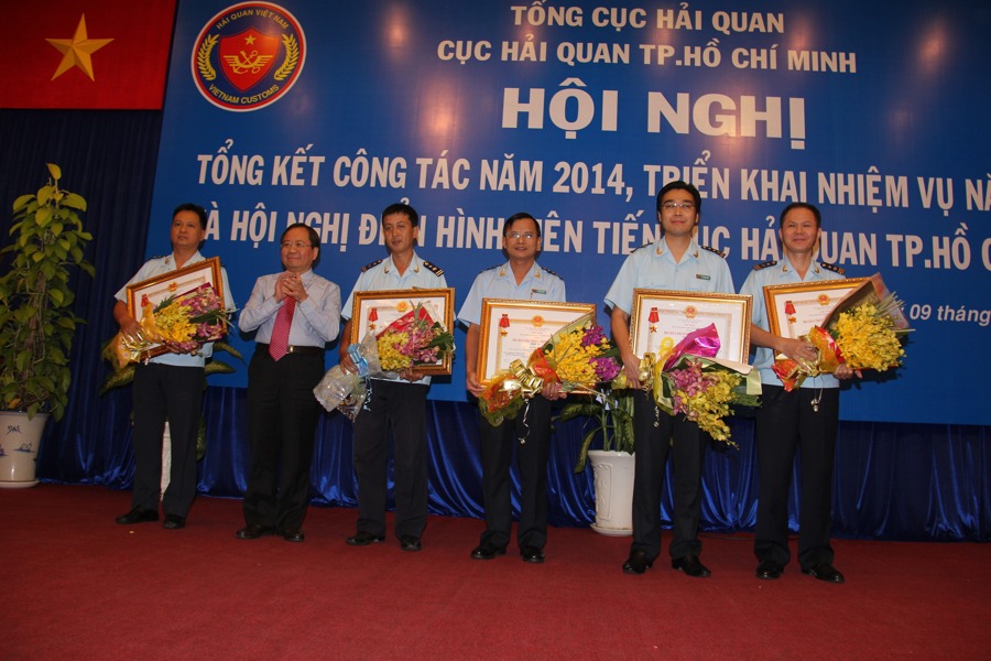 Hải quan TP.HCM phấn đấu hoàn thành xuất sắc toàn diện nhiệm vụ 2015