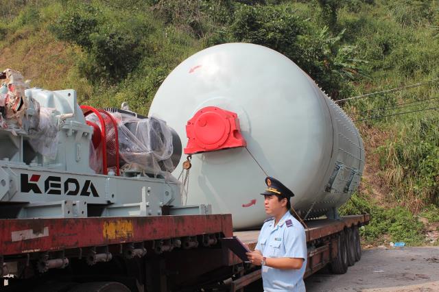 Kiểm tra hàng hóa chuyên ngành ở cửa khẩu: Đề xuất thành lập Ban chỉ đạo quốc gia