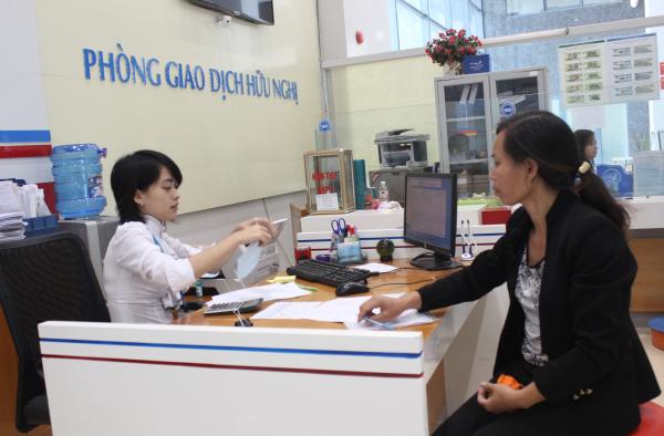 Siết vay USD có làm khó doanh nghiệp?