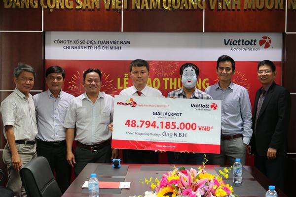 Vietlott trao thưởng Jackpot đầu tiên năm 2017