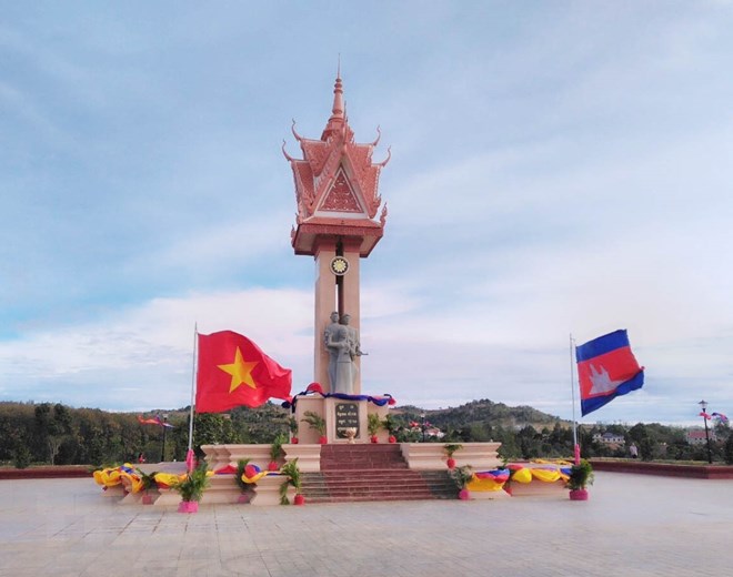 Khánh thành Đài Hữu nghị Việt Nam