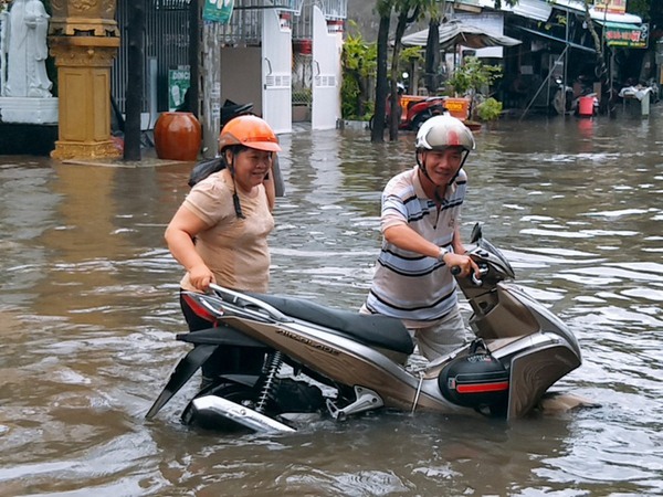 bac lieu ca mau ngap ky luc do anh huong bao so 1