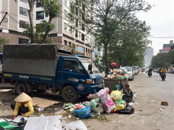 vu chan xe vao bai rac nam son lanh dao ha noi xu ly ra sao