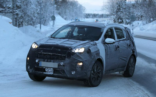 kia sportage 2016 lan dau lo anh chay thu