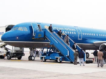 vietnam airlines tiep tuc ban gia ve bay tu 499 nghin dong