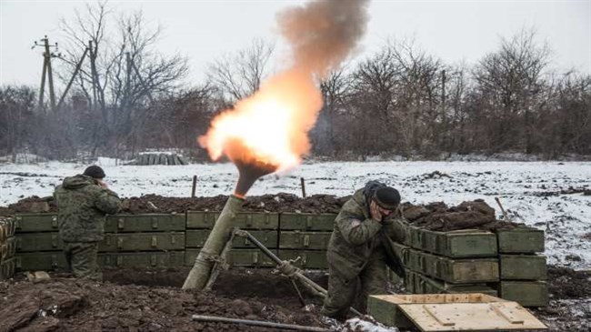 Mỹ, EU hối thúc các bên &quot;lập tức&quot; ngừng bắn tại Ukraine