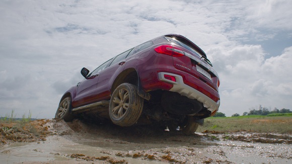 nhung diem thu vi khi da ngoai cung ford everest