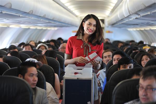 vietjet dat doanh thu tren 27000 ty dong