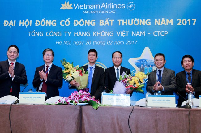 Cổ đông Vietnam Airlines thông qua việc bán và thuê lại 4 máy bay