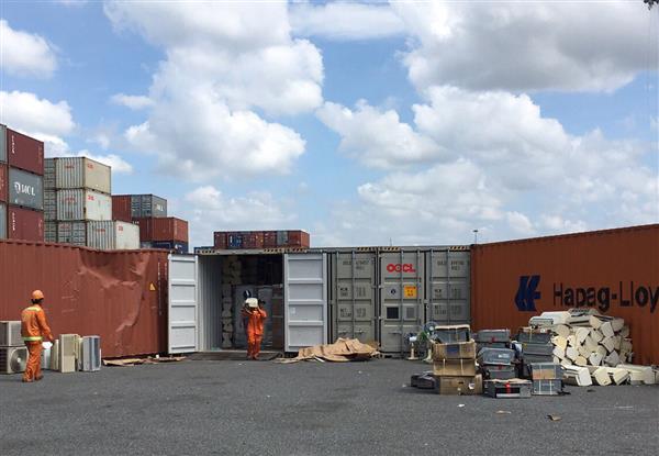 Phát hiện nhiều container hàng cấm nhập khẩu qua cảng Cái Mép