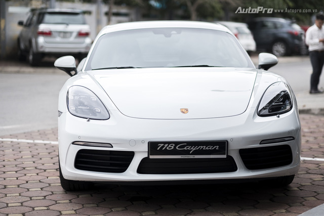 kham pha porsche 718 cayman gia 45 ty dong tai viet nam