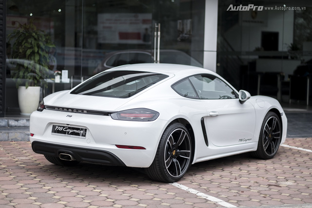 kham pha porsche 718 cayman gia 45 ty dong tai viet nam