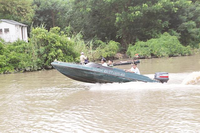 an giang buon lau duong an binh bat dong