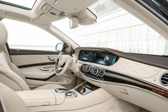 cap doi mercedes maybach s 400 va s 500 ra mat khach hang viet