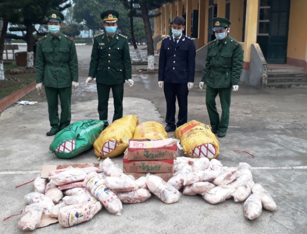 hai quan tra linh cao bang phoi hop bat giu 300 kg vit trung quoc nhap lau