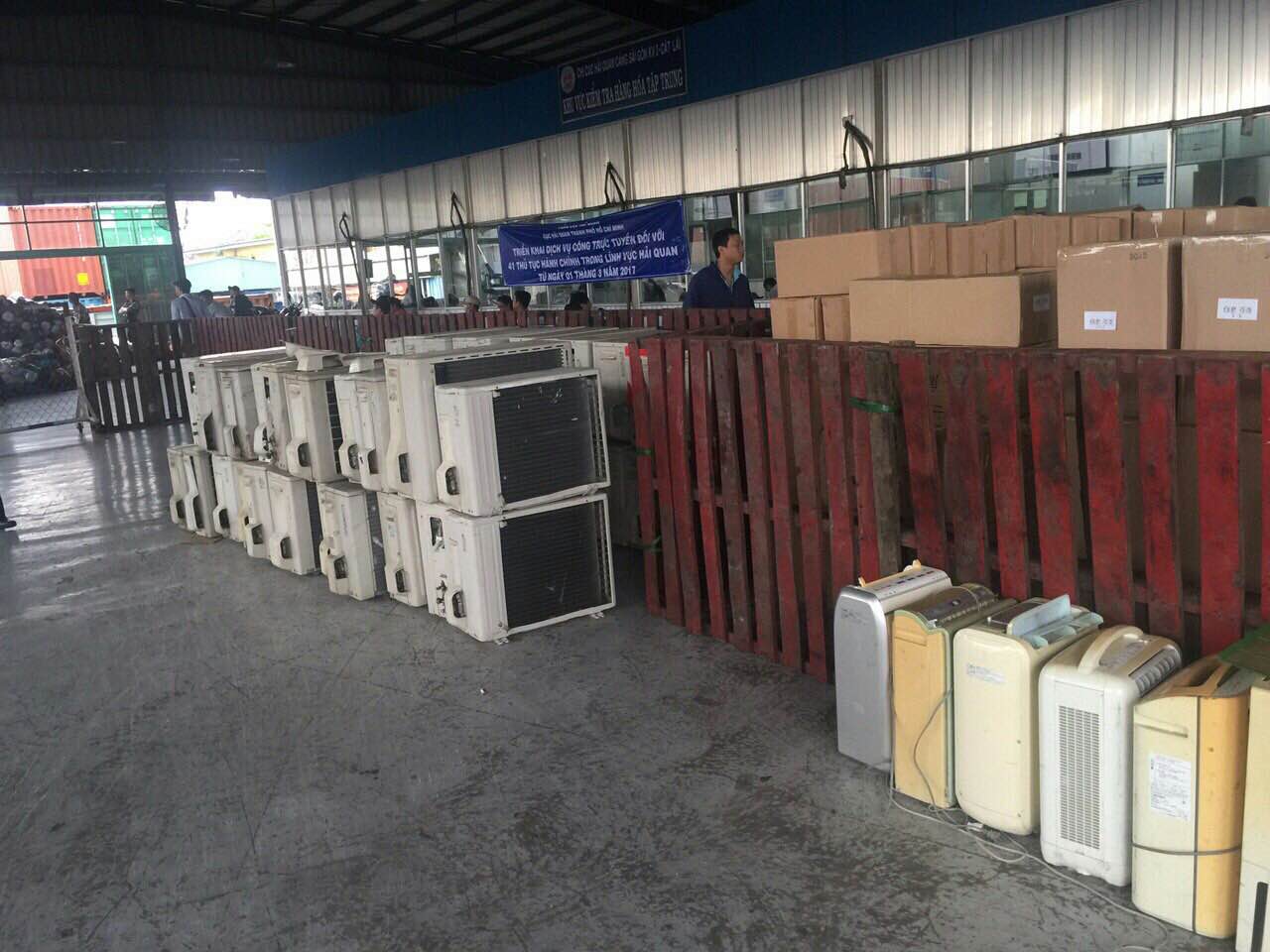 nhap lau ca container hang dien lanh