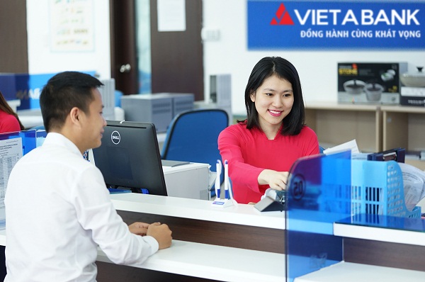 Khách hàng VietABank có thể tự tra cứu thông tin sổ tiết kiệm