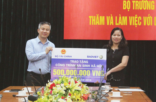 bo truong dinh tien dung tinh hoa binh da co buoc tien toan dien tren nhieu linh vuc