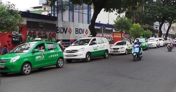 Uber về tay Grab: Liệu có hình thành một &quot;đế chế&quot; độc quyền?