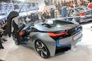 bmw i8 spyder concept dep thoi trang va tiet kiem nhien lieu