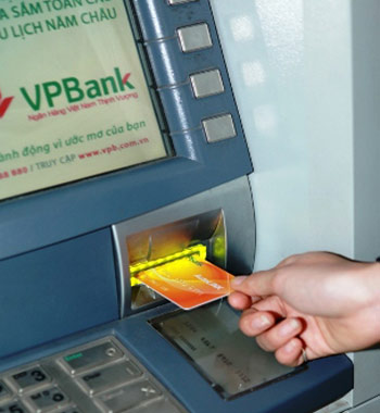 VPBank tặng khách hàng tiền mặt khi mở thẻ tín dụng