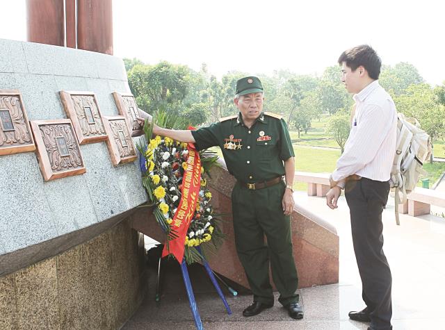 thang tu tren dat lua quang tri