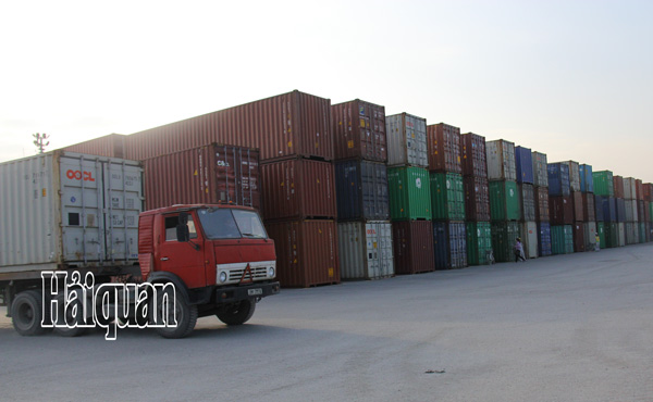 Hải quan Hải Phòng xử lý gần 1.300 container hàng tồn