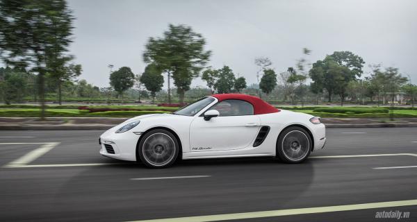 Đánh giá Porsche 718 Boxster: Kẻ dẫn dắt cuộc chơi